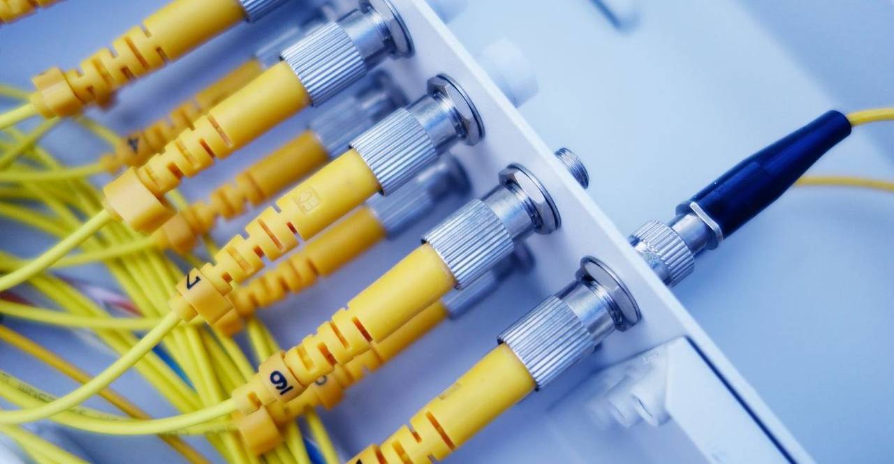 Conectores de fibra óptica