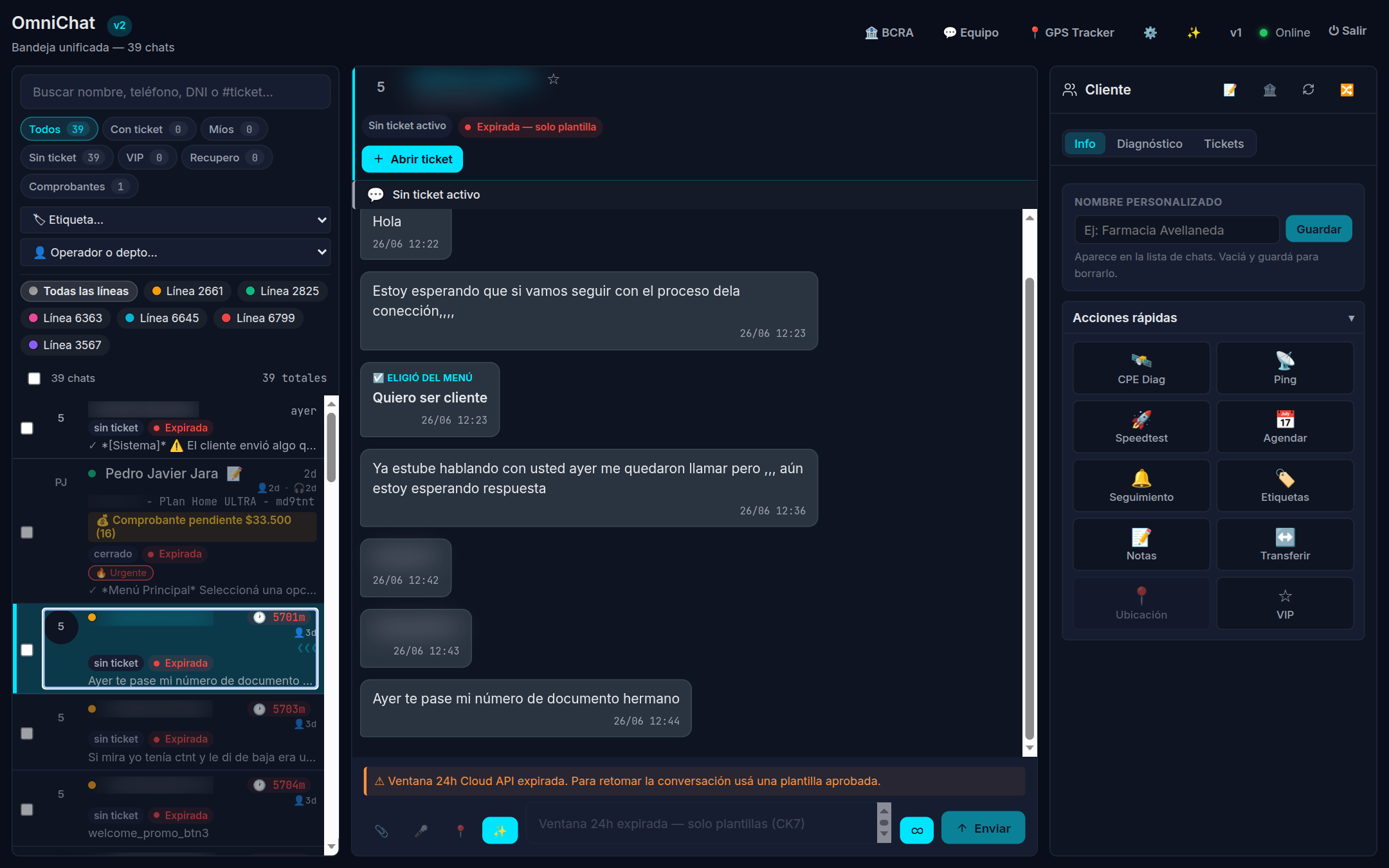 Captura — opciones del menú apiladas bajo el texto de la burbuja del bot